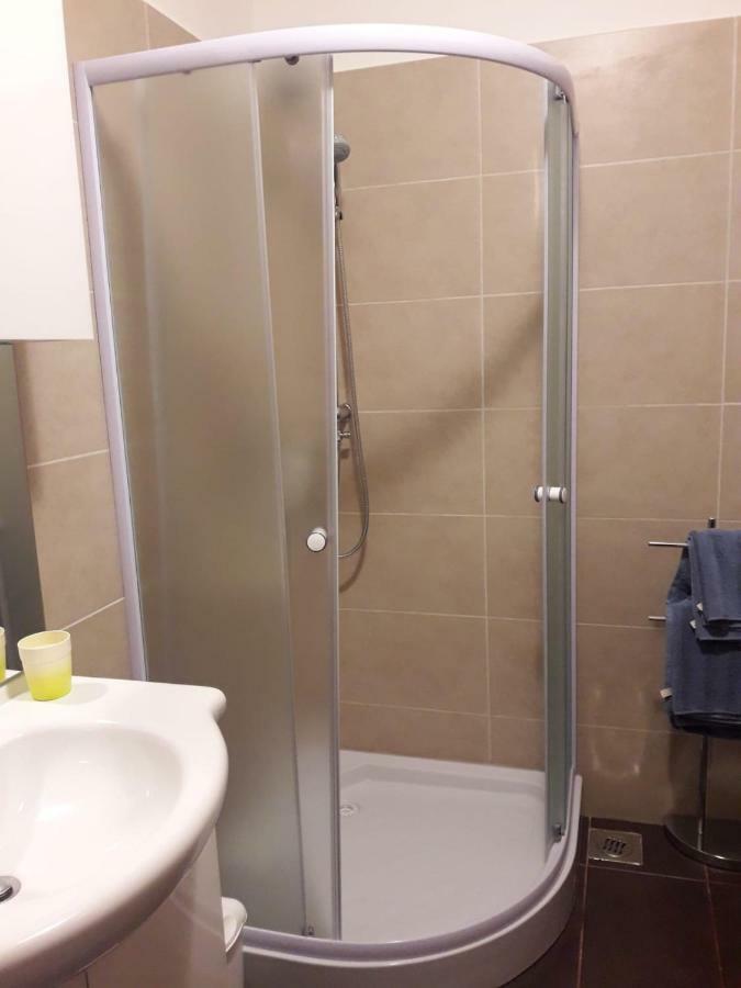 Apartman Ivana พูลา ภายนอก รูปภาพ